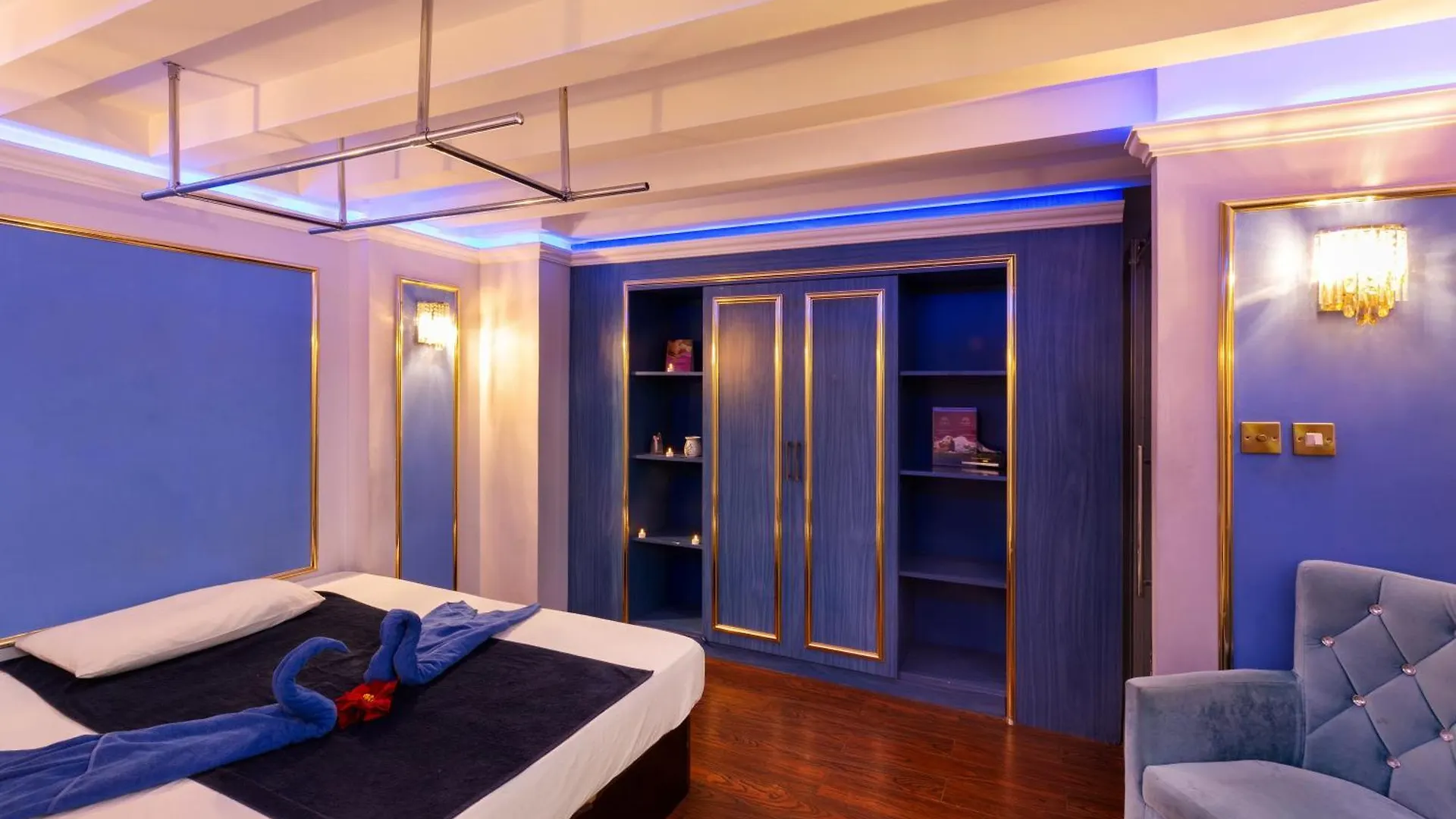 Royal Continental Hotel Dubai 4*,  Emirati Arabi Uniti