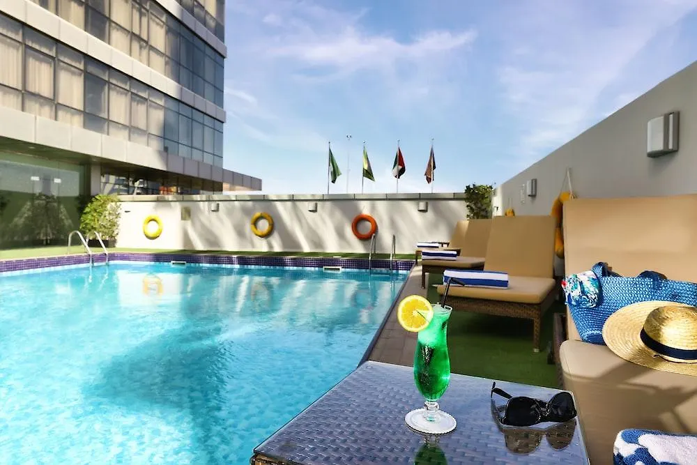 Royal Continental Hotel Dubaj